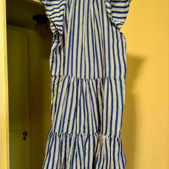 Beautiful Veronica Beard dress - Picture 5 of 7